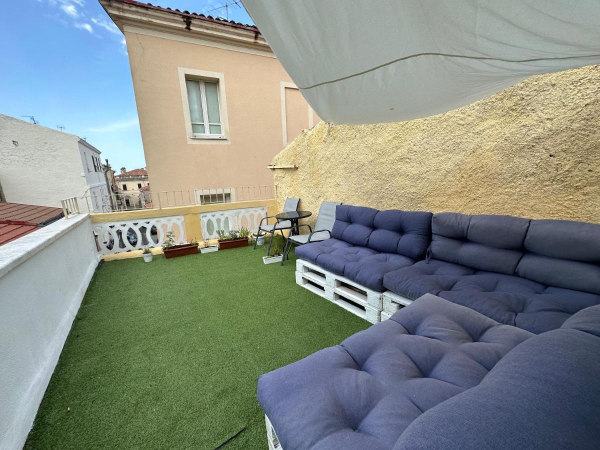 Sassari-Centro Elegante Appartamento Con Wifi E Netflix Bagian luar foto