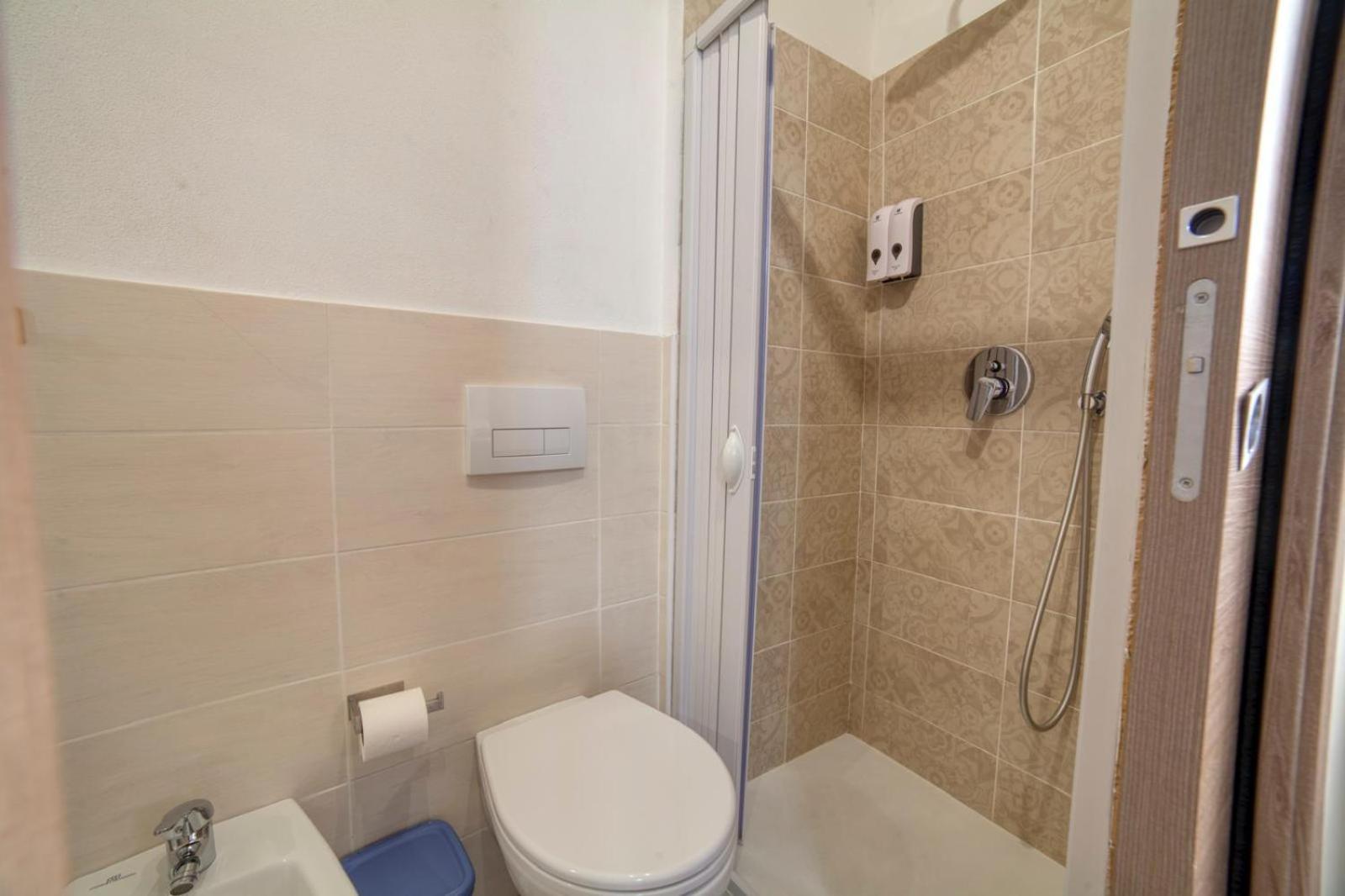 Sassari-Centro Elegante Appartamento Con Wifi E Netflix Bagian luar foto