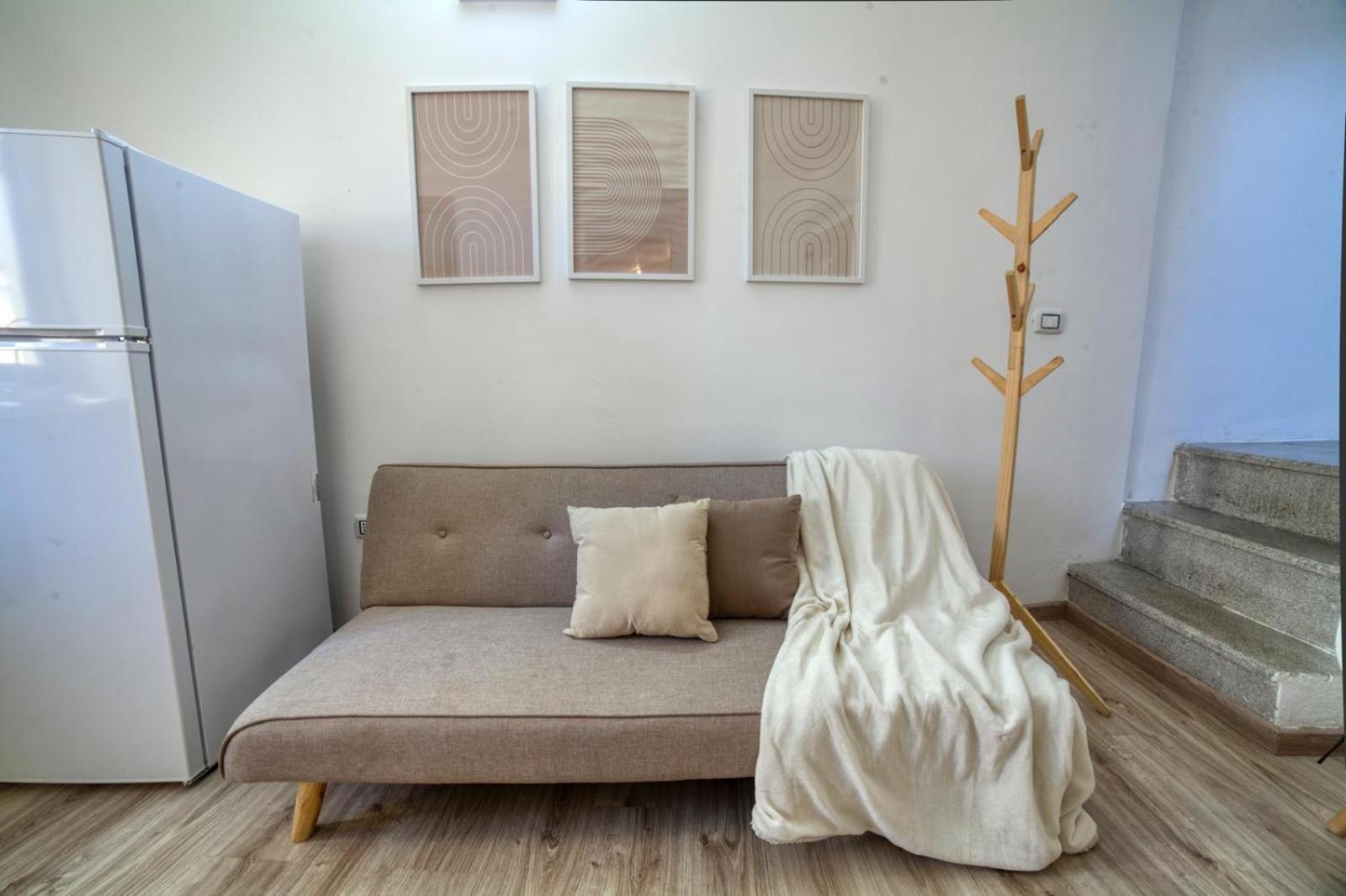Sassari-Centro Elegante Appartamento Con Wifi E Netflix Bagian luar foto