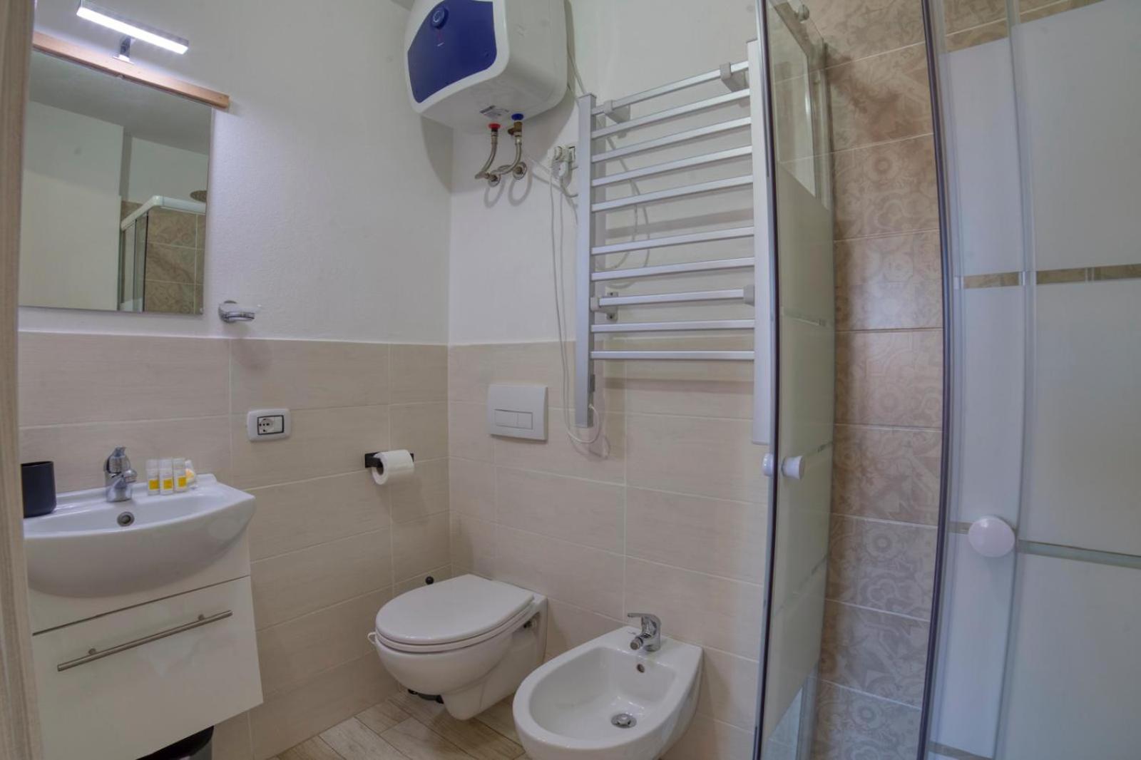 Sassari-Centro Elegante Appartamento Con Wifi E Netflix Bagian luar foto
